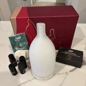 Saje aromaOm Diffuser Set - White
